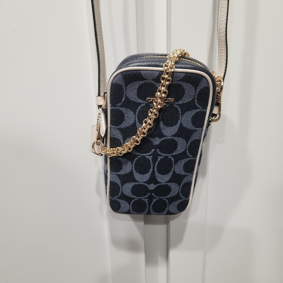 North/South Crossbody In Signature Jacquard NWT - Picture 5 of 11